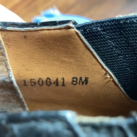 Giorgio Brutini black snake skin heeled ankle boots size 8 - Picture 10 of 10